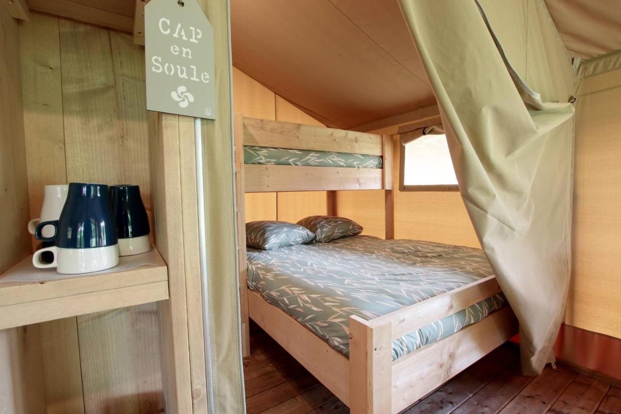 Tente Safari Lodge Ferme Carrique Tardets-Sorholus Esterno foto